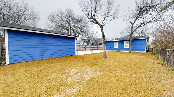 Backyard, Exterior