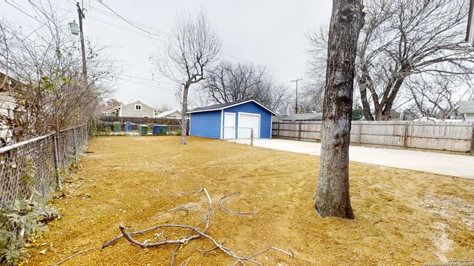 Backyard, Detached Garage, Exterior