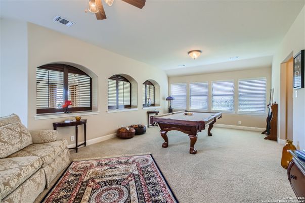 Billiard Table, Game Room, Interior