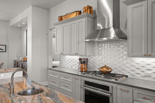 Interior, Kitchen, Stainless Steel Appliances