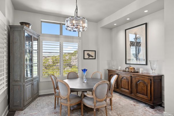 Dining room, Interior, Pendant Lights, Recessed Lighting