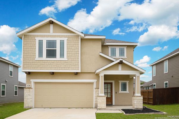 Attached, Exterior, Facade, American Craftsman