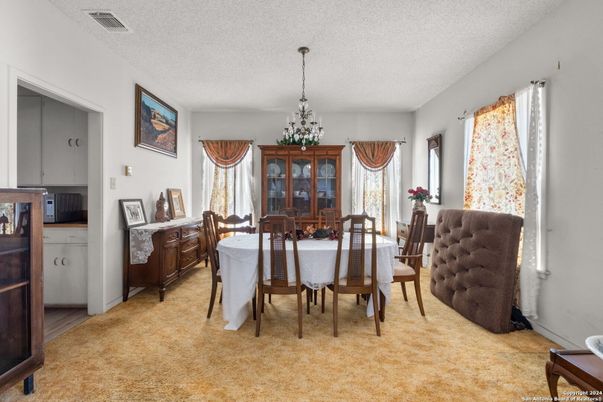 Chandelier, Dining room, Interior