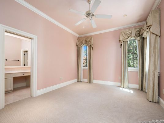 Bathroom, Empty room, Interior, Recessed Lighting
