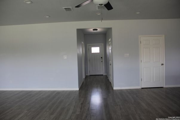 Empty room, Interior, Recessed Lighting, Wood Texture Flooring