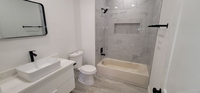 Bathroom, Interior, Marble Walls