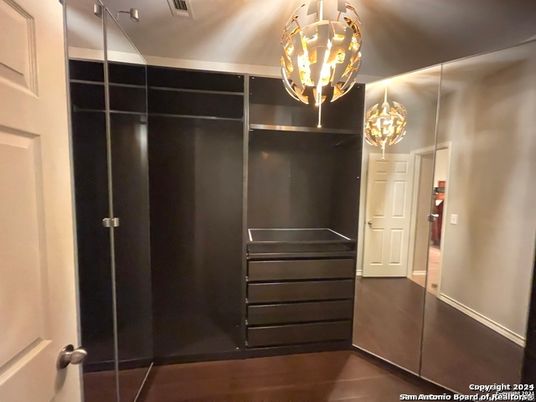 Interior, Walk-in Closets
