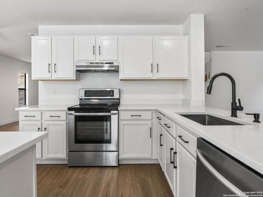 Interior, Kitchen, Stainless Steel Appliances, Wood Texture Flooring
