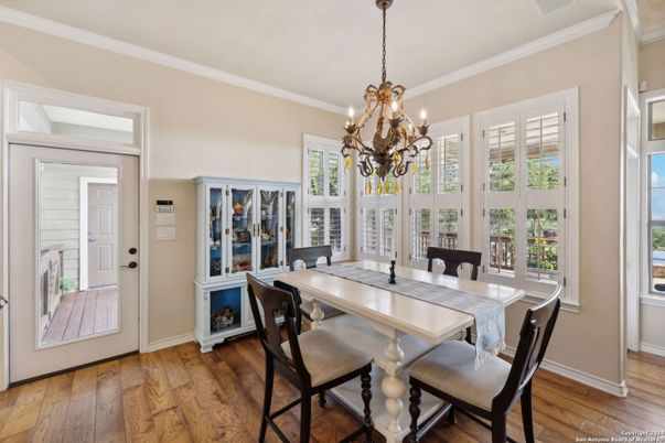 Chandelier, Dining room, Interior, Wood Texture Flooring