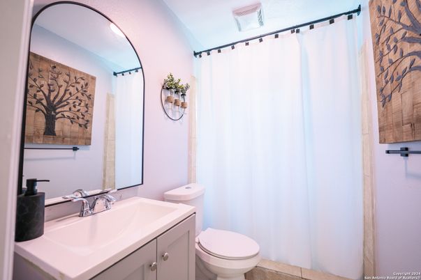 Bathroom, Interior