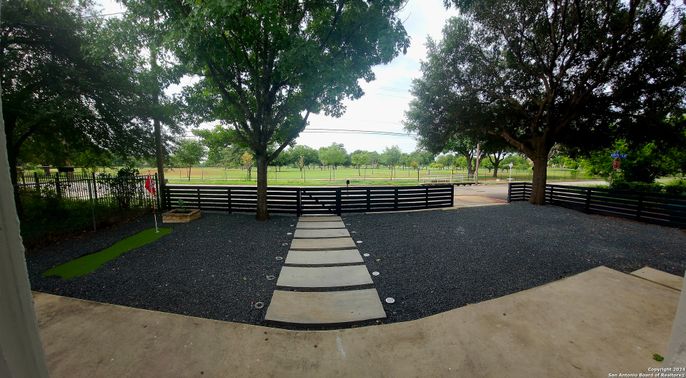 Backyard, Exterior