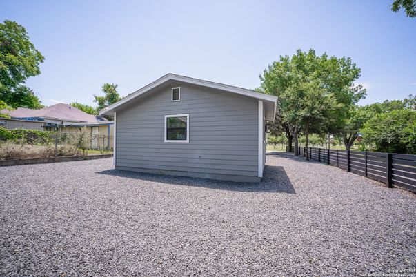 Backyard, Exterior
