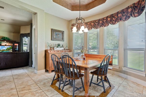 Chandelier, Dining room, Interior, Pendant Lights