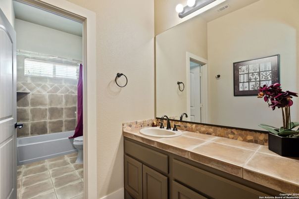Bathroom, Interior, Tile Countertops