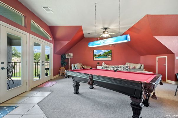 Billiard Table, Game Room, Interior