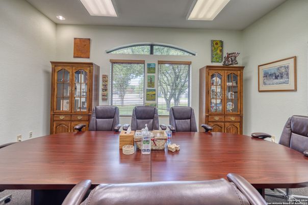Dining room, Interior, Recessed Lighting