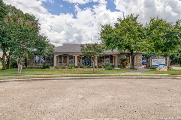 Backyard, Exterior, Facade, Ranch