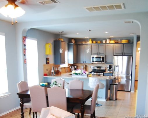 Dining room, Interior, Kitchen, Pendant Lights, Recessed Lighting, Stainless Steel Appliances