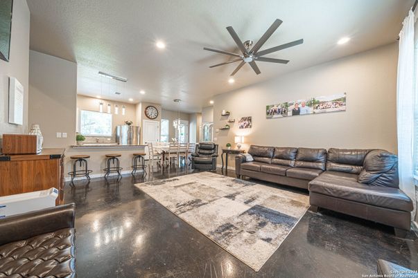 Dining room, Interior, Kitchen, Living room, Pendant Lights, Recessed Lighting