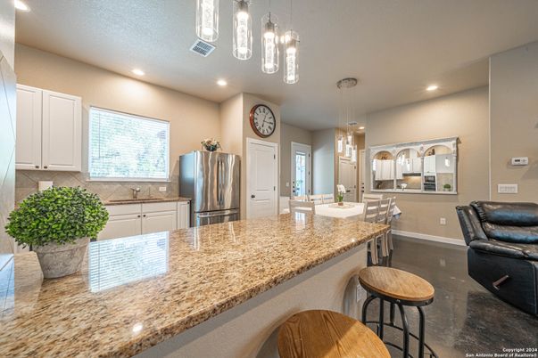 Dining room, Interior, Kitchen, Pendant Lights, Recessed Lighting, Stainless Steel Appliances