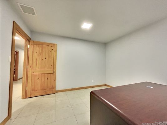Interior, Recessed Lighting