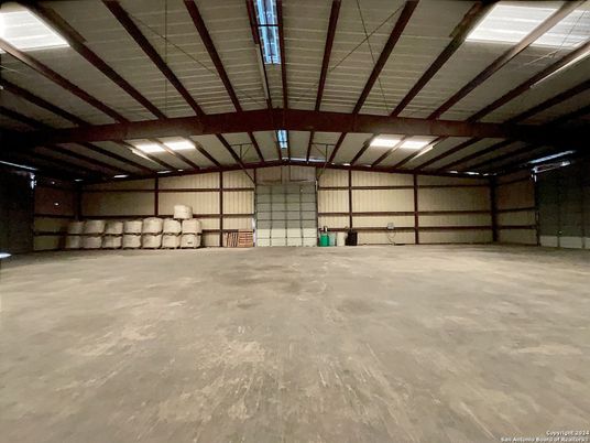 Garage, Interior