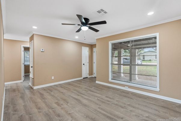 Empty room, Interior, Recessed Lighting, Wood Texture Flooring