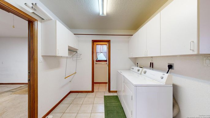 Interior, Washer
