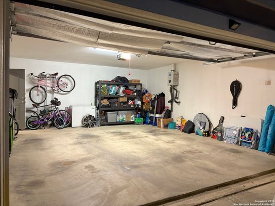 Garage, Interior