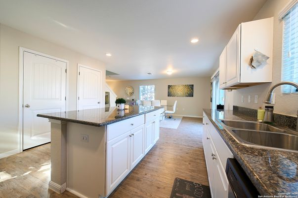 Dining room, Interior, Kitchen, Recessed Lighting, Wood Texture Flooring