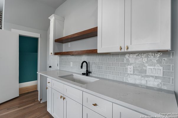 Interior, Kitchen, Wood Texture Flooring
