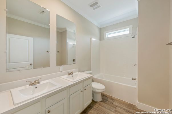 Bathroom, Dual Sink Vanities, Interior, Wood Texture Flooring