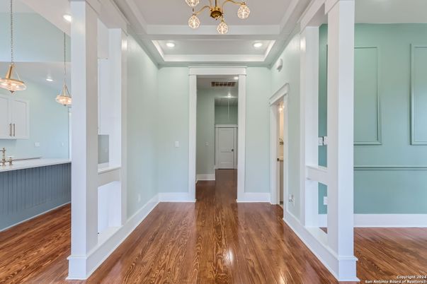 Interior, Pendant Lights, Recessed Lighting, Wood Texture Flooring
