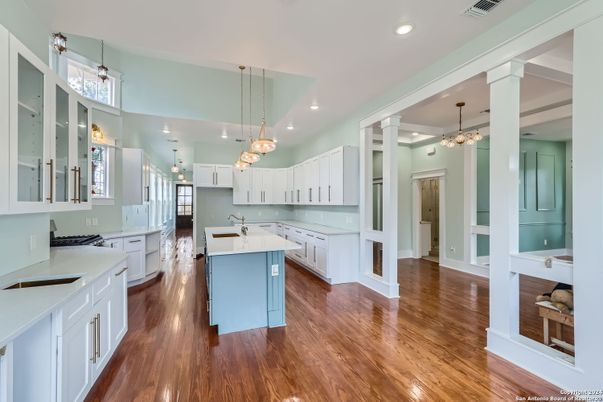Chandelier, Interior, Kitchen, Pendant Lights, Recessed Lighting, Wood Texture Flooring