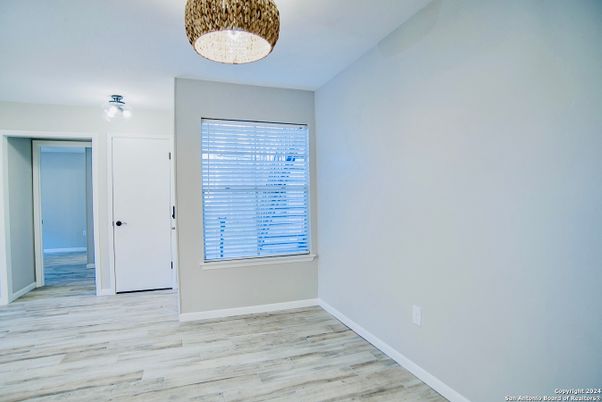 Chandelier, Empty room, Interior, Wood Texture Flooring