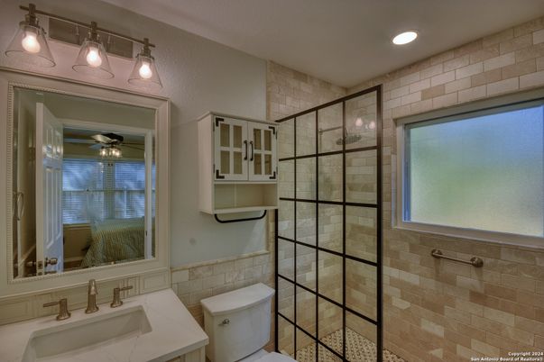 Bathroom, Interior, Recessed Lighting, Stone Walls