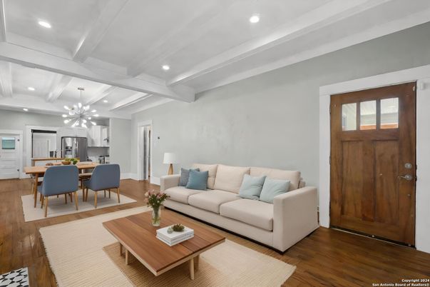 Dining room, Interior, Kitchen, Living room, Pendant Lights, Recessed Lighting, Wood Texture Flooring