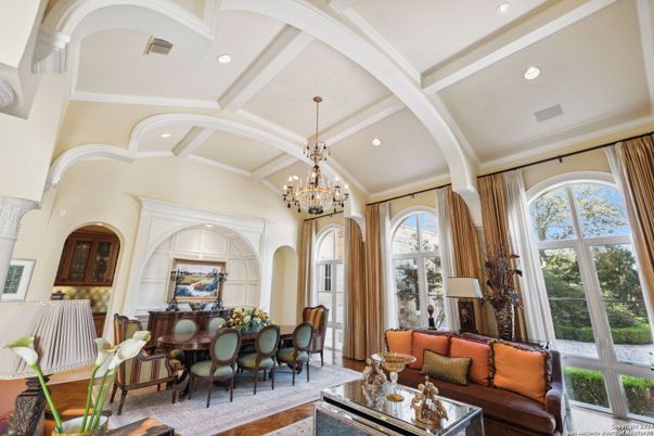 Chandelier, Dining room, Interior, Living room, Recessed Lighting, Wood Texture Flooring
