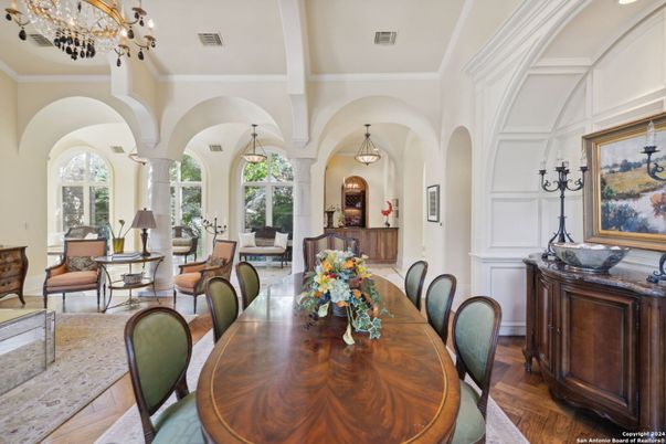 Chandelier, Dining room, Interior, Living room, Pendant Lights, Wood Texture Flooring