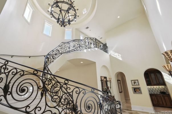 Chandelier, Interior, Recessed Lighting