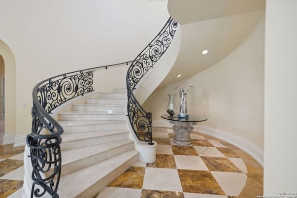 Interior, Recessed Lighting
