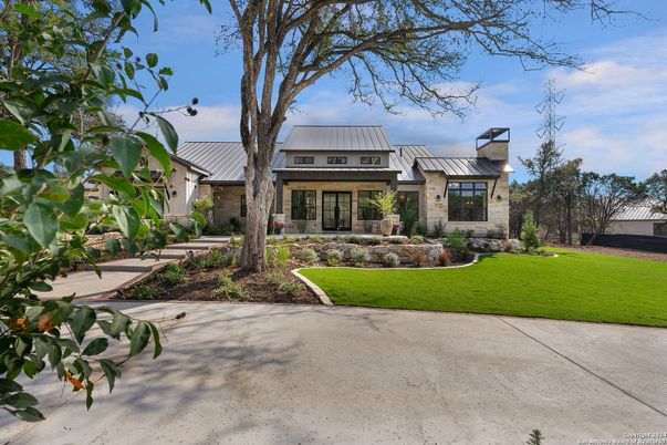 Backyard, Exterior, Facade, Mediterranean