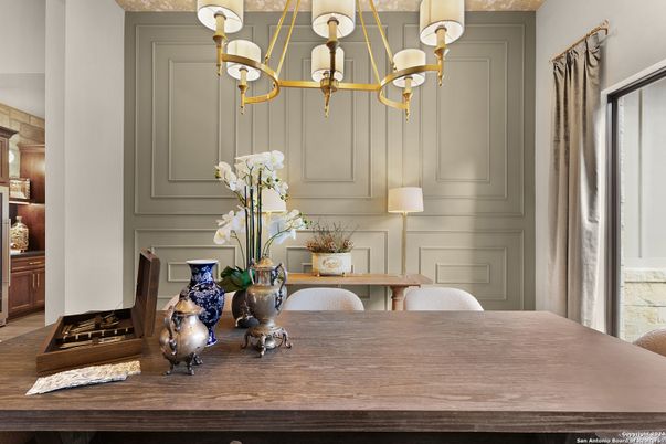 Chandelier, Dining room, Interior