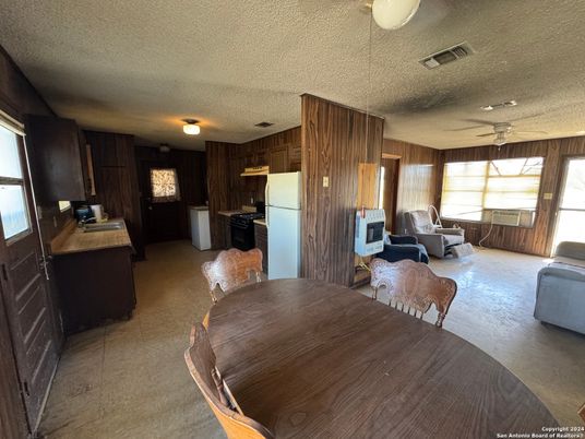 Dining room, Interior, Kitchen, Living room