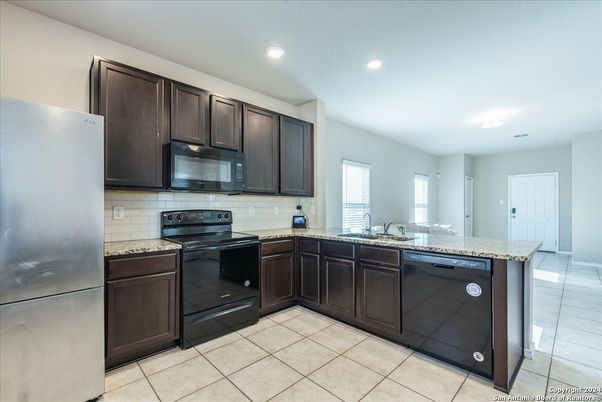 Interior, Kitchen, Recessed Lighting