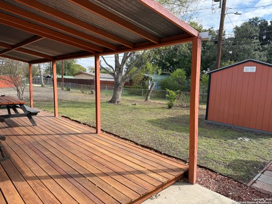 Backyard, Exterior