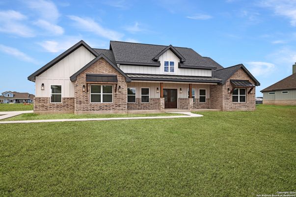 Exterior, Facade, Brick Facade, Farmhouse