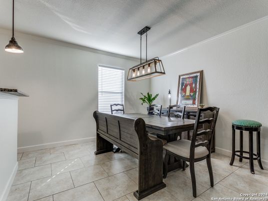 Dining room, Interior, Pendant Lights