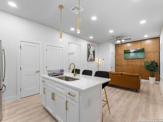 Interior, Kitchen, Living room, Pendant Lights, Recessed Lighting, Wood Texture Flooring