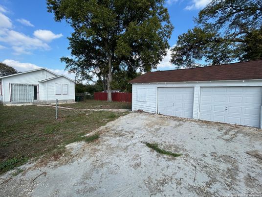 Backyard, Detached Garage, Exterior